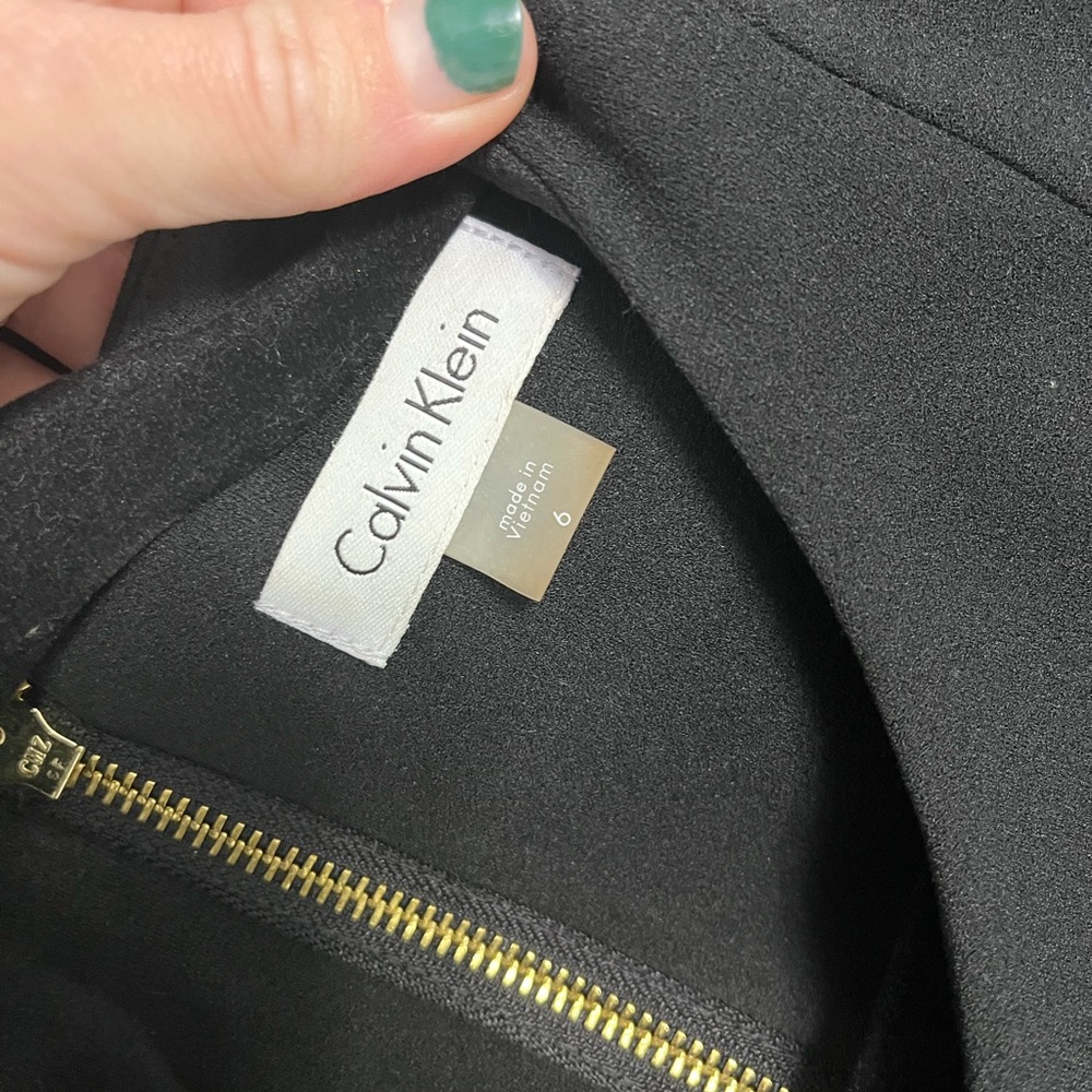 Black Calvin Klein sheath dress - Picture 2 of 3